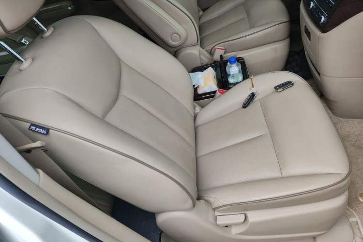 Used Nissan Quest 2015 3.5L SL
