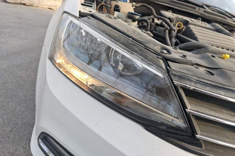 Used Volkswagen Sagitar 2015 230TSI Automatic Comfort Version