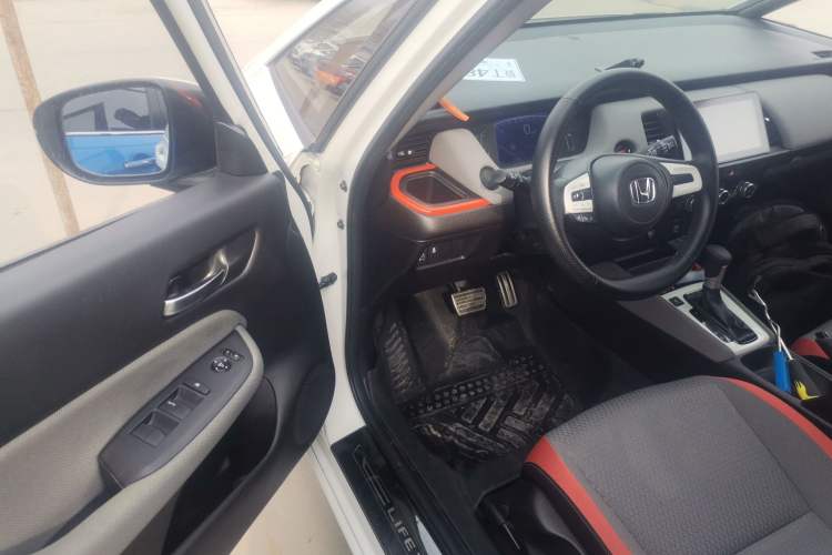 Used Honda LIFE 2021 1.5L CVT SPORT Heartbeat Edition