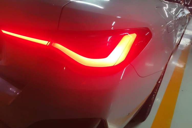 Used BMW i4 2023 eDrive35
