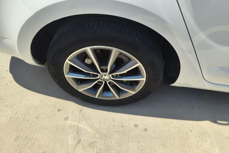 Used Skoda Octavia 2017 1.6L Automatic Chuanxing Edition
