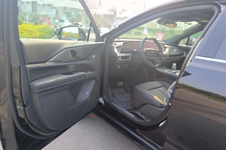 Used Cadillac XT5 2026 Model 2.0T Metropolitan Edition