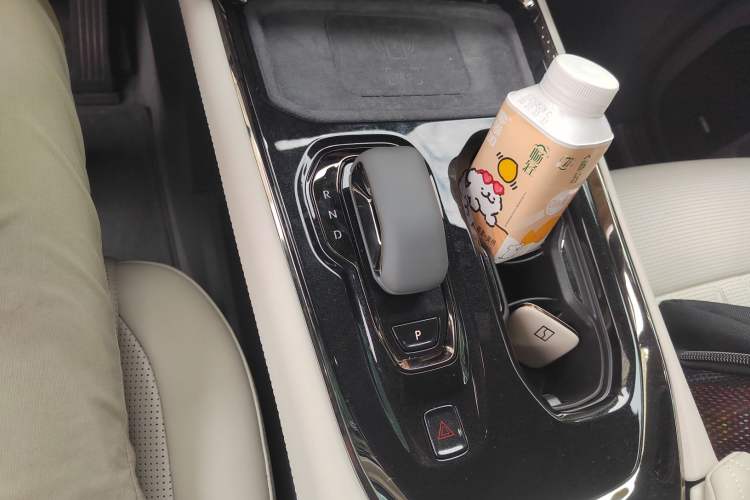 Used Zeekr 009 2024 7-Seater Aisle Version 108 kWh
