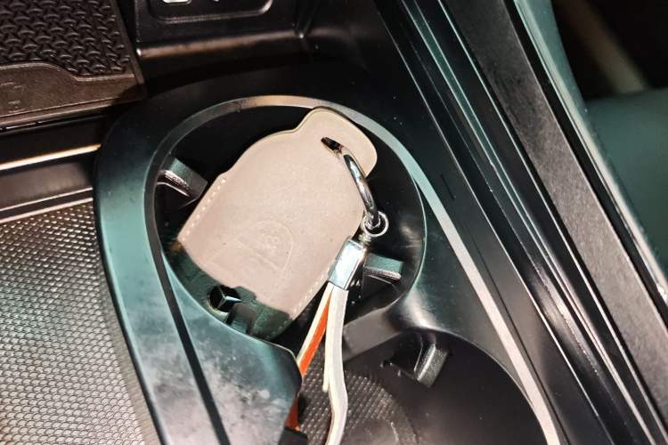 Used Mercedes-Benz C-Class 2025 C 260 L Obsidian Night Sport Edition Vehicle Key