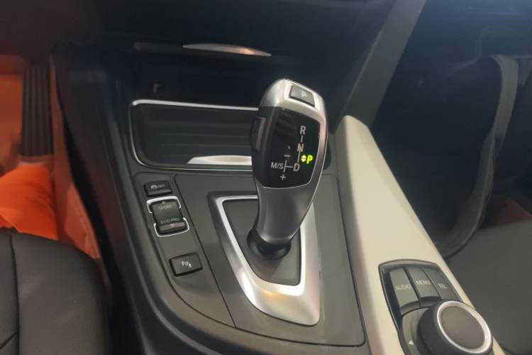 Used BMW 3 Series 2015 320Li Fashion Model