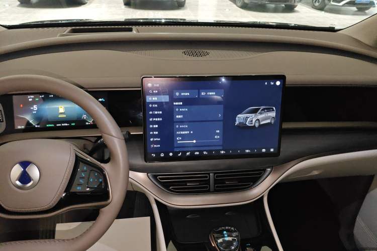 Used Denza D9 2022 DM-i 970 Four-Wheel Drive Flagship Model