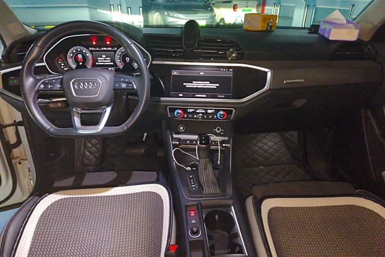 Used Audi Q3 2022 35 TFSI Fashion Dynamic Model