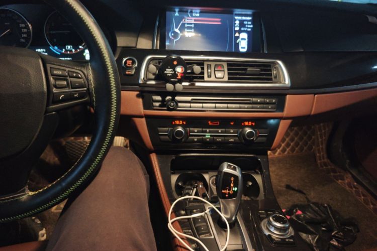 Used BMW 5 Series 2014 520Li Elegant Model Audio And AC Panel