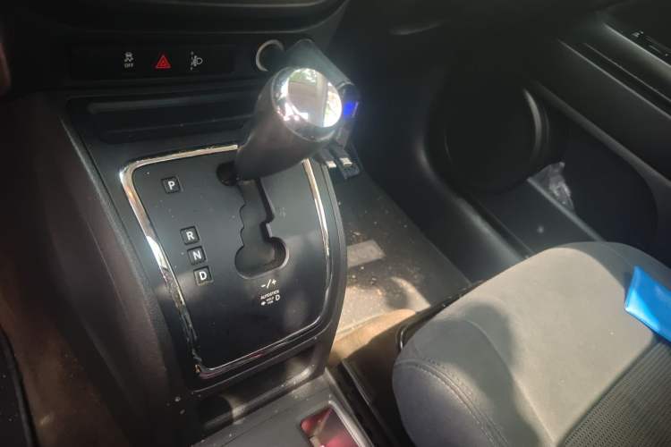 Used Jeep Compass 2013 2.4L four-wheel-drive sport version
