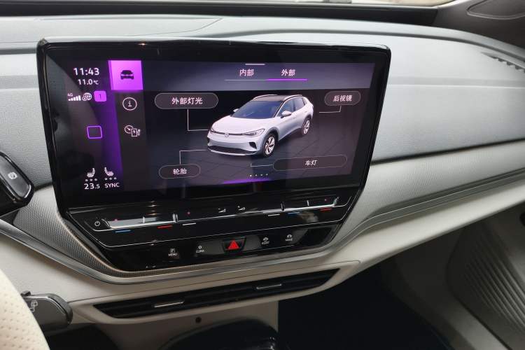 Used Volkswagen ID.4 CROZZ 2021 Long-Range PRO Two-Wheel Drive Version
