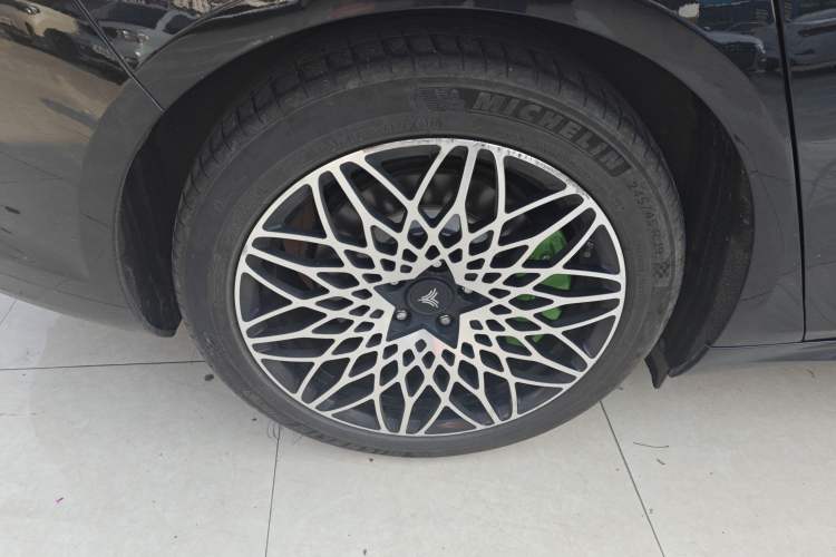 Used NETA S 2022 All-Electric 650 km Four-Wheel Drive Flagship Edition