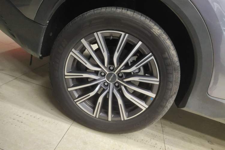 Used JETOUR X70 PLUS 2023 1.5T DCT Brave PLUS 5-Seater