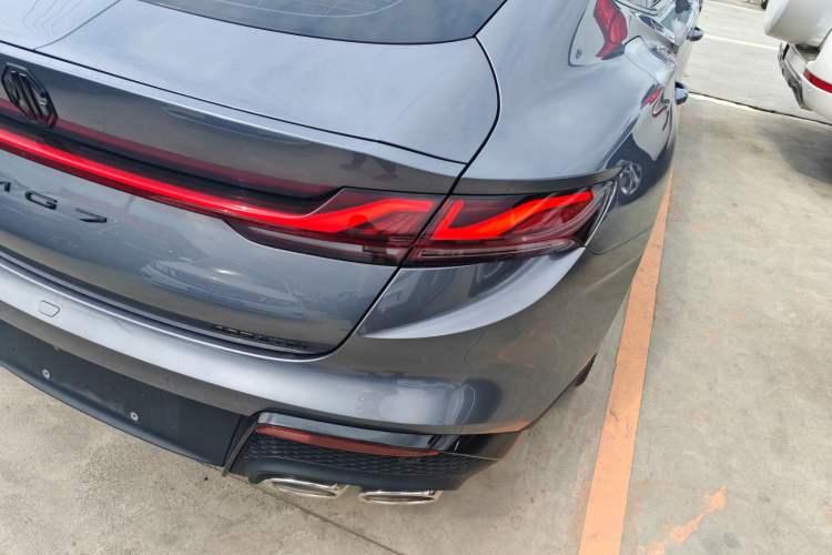 Used MG 7 2023 2.0T Automatic Trophy+ Ignition Glory Edition
