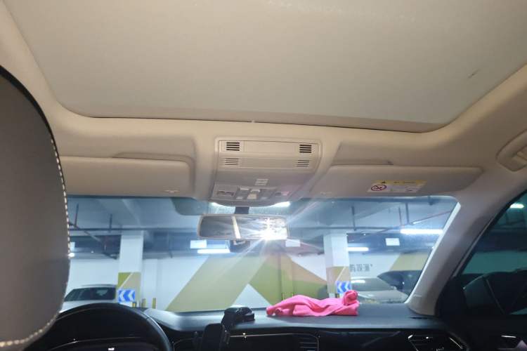 Used Volkswagen T-ROC 2021 Revised Version 280TSI DSG Two-Wheel Drive Elite Connect Edition Headliner