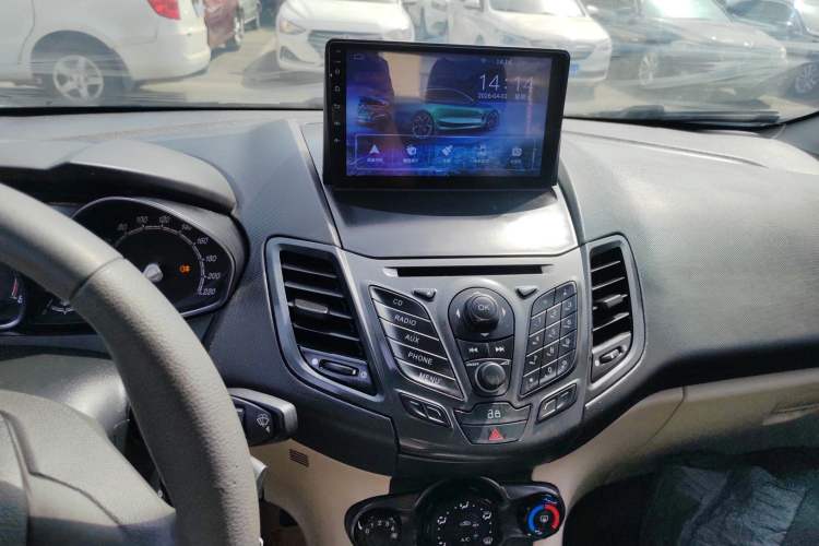 Used Ford Fiesta 2013 Sedan 1.5L Automatic Fashion Edition Audio And AC Panel