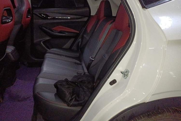 Used CHANGAN OSHAN X5 2021 1.5T DCT Flagship Edition Left Rear Seat