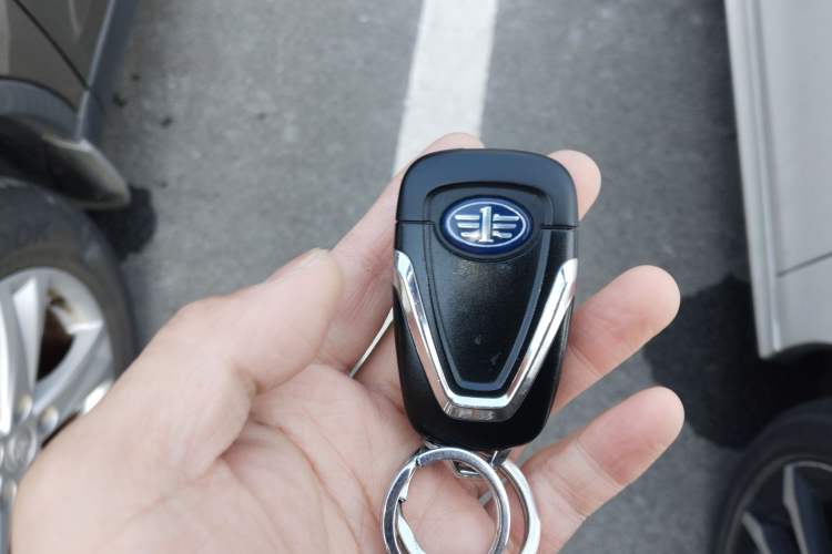 Used Bestune X80 2016 2.0L Manual Luxury Edition