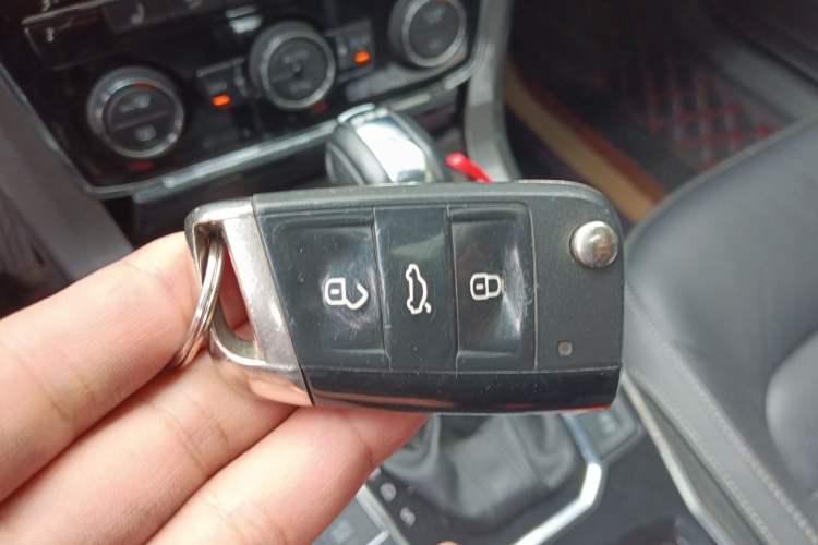 Used Volkswagen Passat 2017 280TSI DSG Luxury Edition
