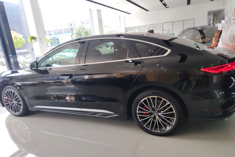 Used BYD Han 2025 EV with 701 km of Laser Radar-Enabled Intelligent Driving