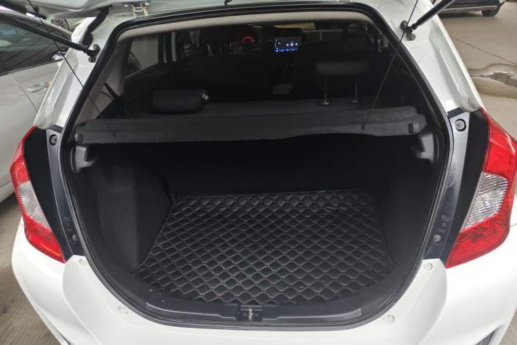 Used Honda Fit 2016 1.5L LX CVT Comfort Model Trunk