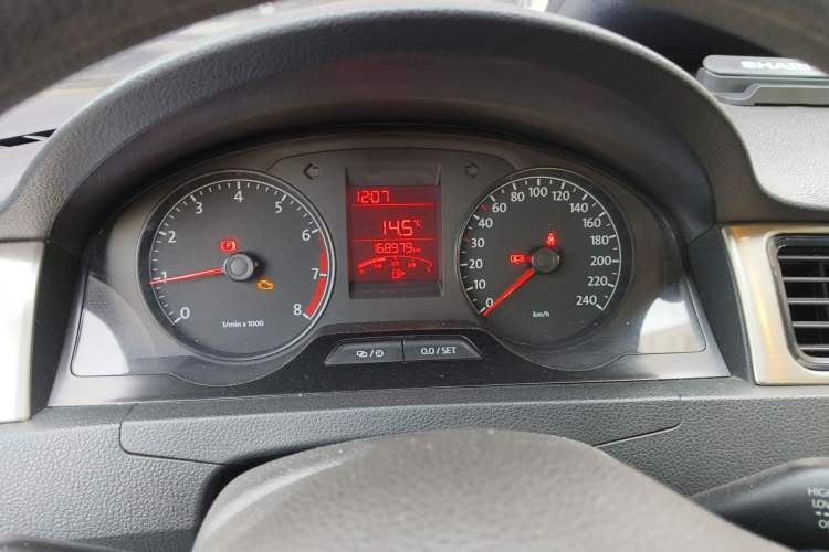 Used Volkswagen Santana 2013 1.6L Manual Fashion Edition Instrument Cluster