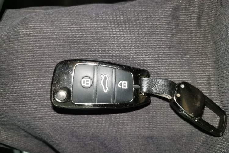 Used Audi A3 2020 Limousine 35 TFSI Fashion Edition China VI Emission Standard Vehicle Key