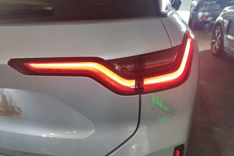 Used Nio ES6 2020 420 km Sport Edition Right Rear Taillight