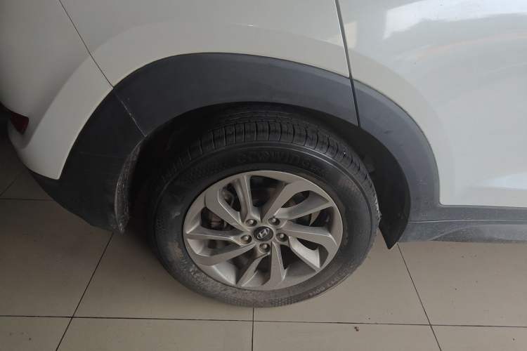 Used Hyundai Tucson 2015 1.6T Dual-Clutch Two-Wheel-Drive Smart Model