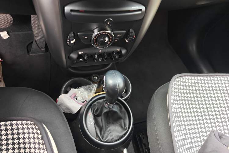 Used MINI Countryman 2011 1.6L ONE
