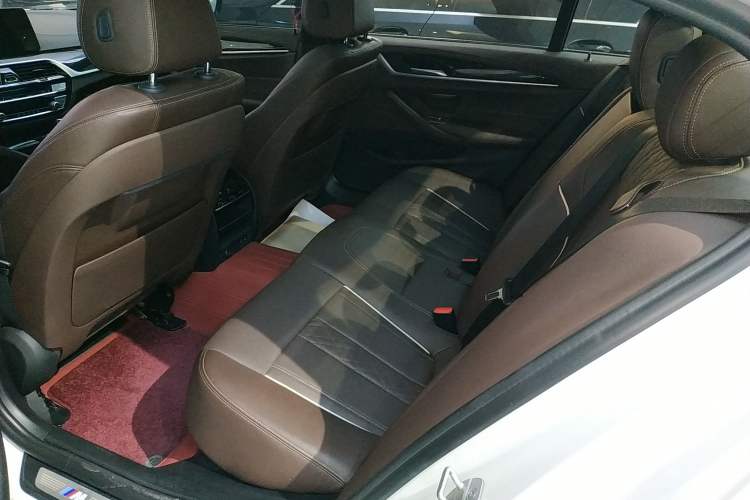 Used BMW 5 Series 2021 Facelifted 525Li M Sport Package Left Rear Seat