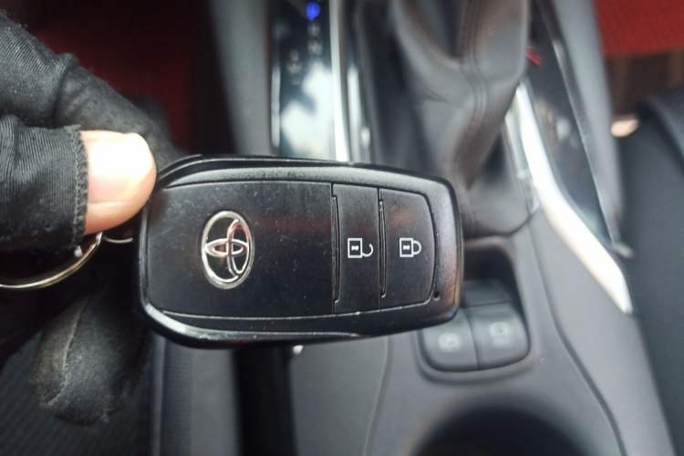 Used Toyota Corolla Cross 2023 2.0L Elite Edition Vehicle Key