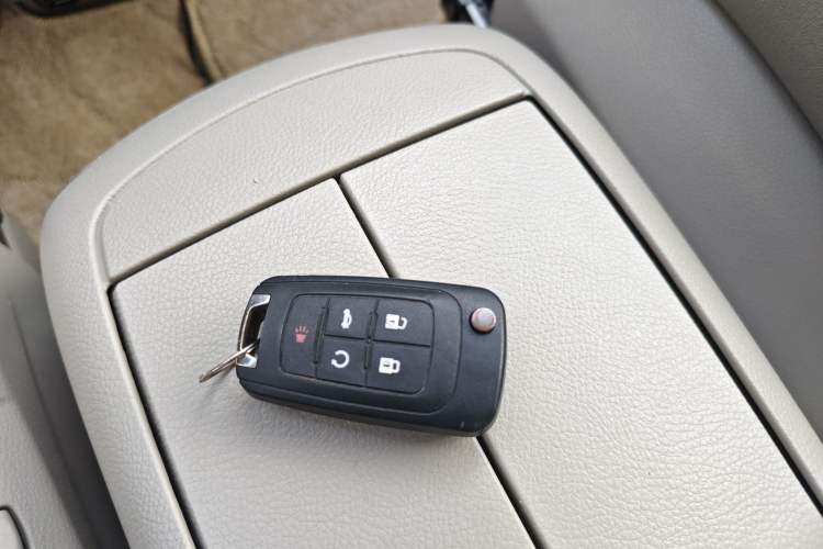 Used Buick GL8 2018 28T Luxury Model China VI Standard