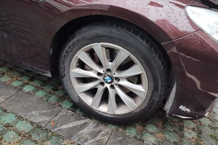 Used BMW 5 Series GT 2014 528i Leading Model
