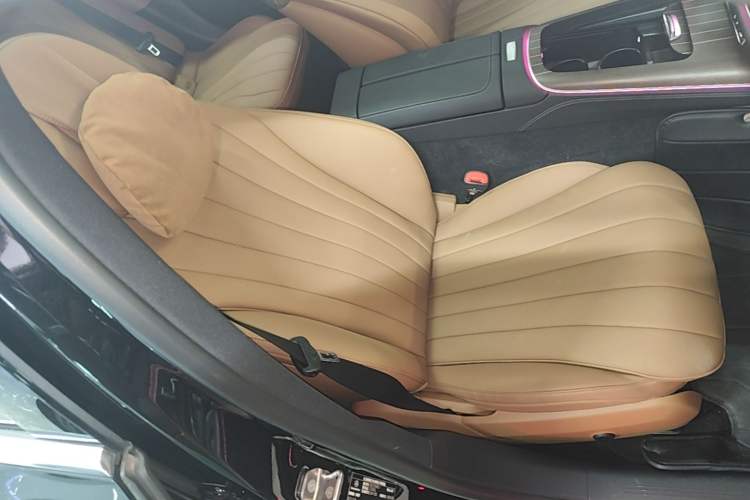 Used Mercedes-Benz E-Class 2025 Facelift E 300 L Luxury Edition
