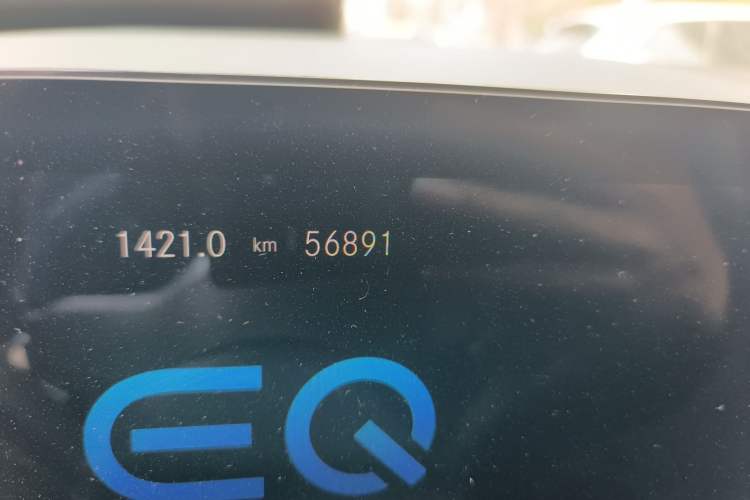 Used Mercedes-Benz EQA 2022 EQA 300 4MATIC Launch Edition Odometer Close Up