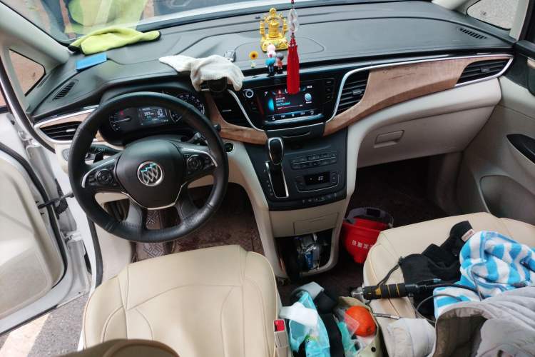 Used Buick GL8 2018 ES 28T Comfort Model China VI Standard Audio And AC Panel