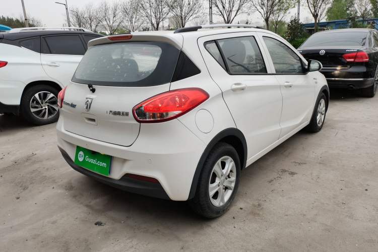 Used Baojun 310 2017 1.5L Automatic Fashion Model