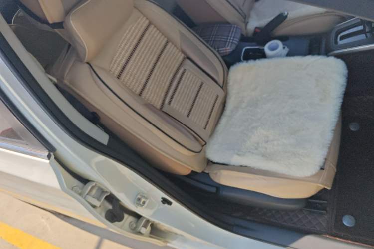 Used Nissan Sylphy 2022 Classic 1.6XE CVT Comfort Edition Right Front Seat