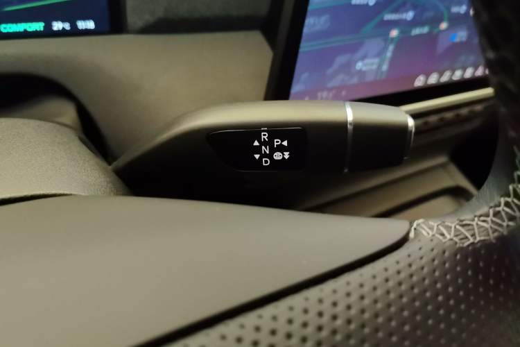 Used XPeng G6 2024 580 Long-Range Plus Gear Lever