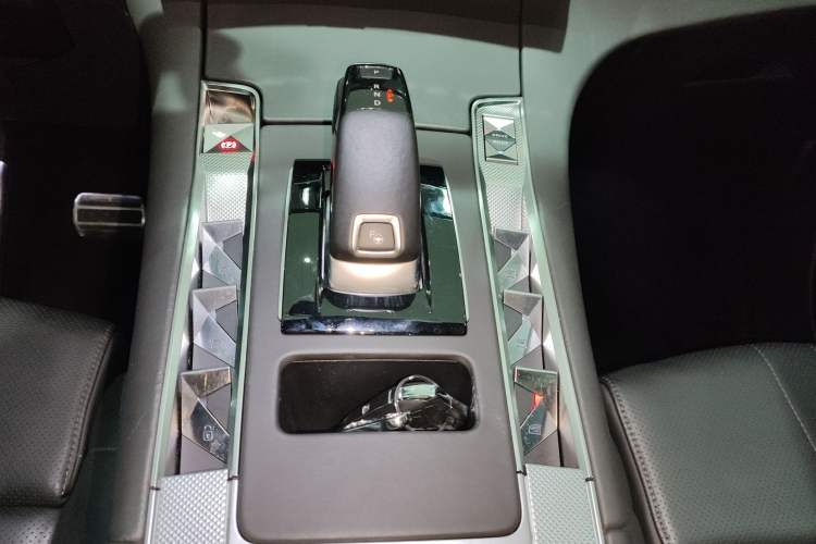 Used DS 7 2018 45THP Opera Edition
