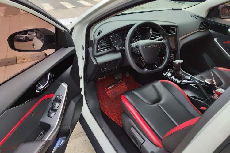 Used Venucia D60 2018 1.6L CVT Smart Connect Elite Edition