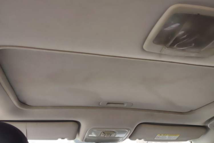 Used Huatai Santa Fe 2017 1.5T Gasoline Manual Two-Wheel-Drive Elite Model