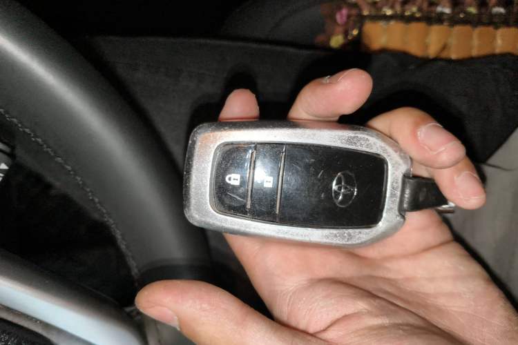 Used Toyota Highlander 2015 2.0T Four-Wheel Drive Luxury Edition 7-Seater
