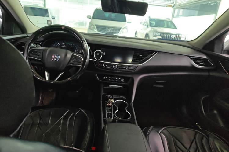 Used Buick Regal 2024 25T Deluxe Edition