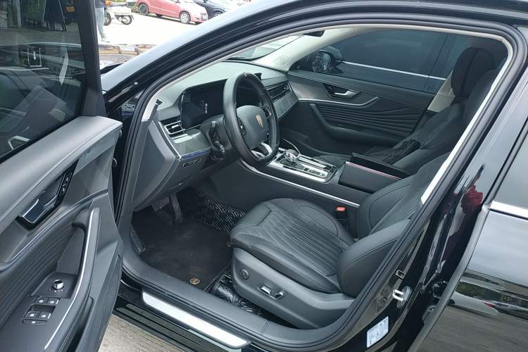 Used Hongqi HS5 2023 2.0T Qixiang Pro 500 000th Unit Commemorative Edition Left Front Seat