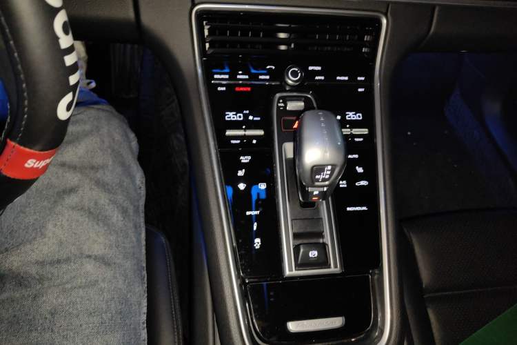 Used Porsche Panamera 2019 Panamera 4 Executive Long Wheelbase 2.9T