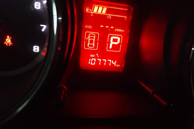 Used Dongfeng Aeolus A60 2012 1.6L Automatic Prestige Model