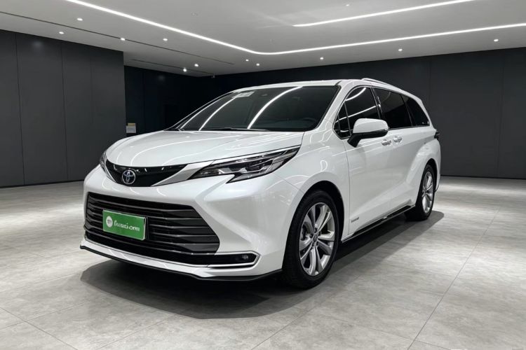 Used Toyota SIENNA 2023 2.5L Hybrid Deluxe Edition