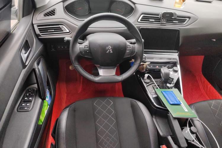 Used Peugeot 308 2016 1.6L Automatic Luxury Edition
