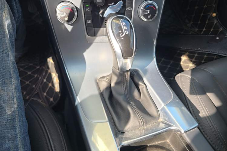 Used Volvo S60 2016 S60L T5 Intelligent Drive Edition
